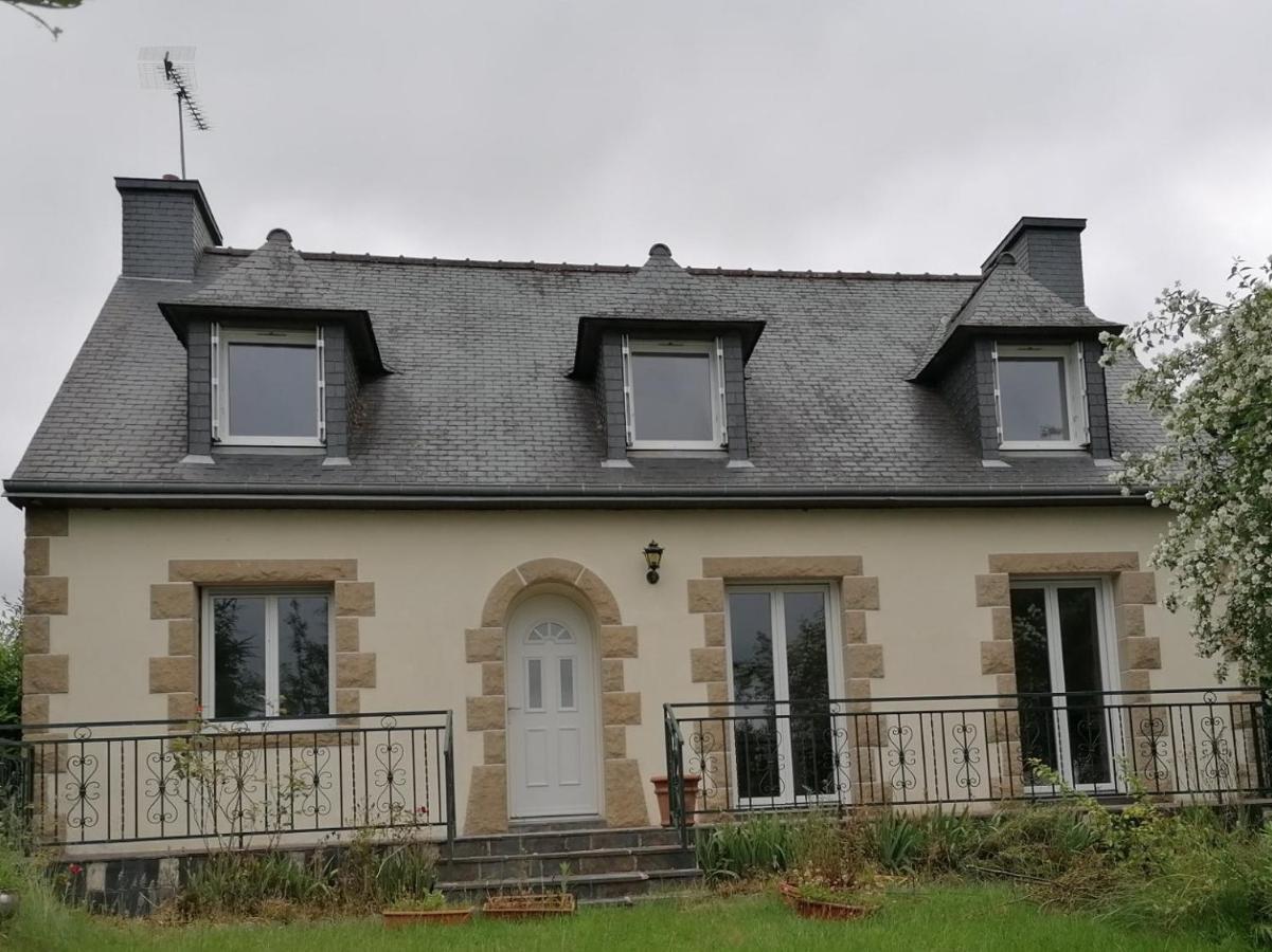 Ti Korelo Maison Plelauff 5 Chambres Exterior photo